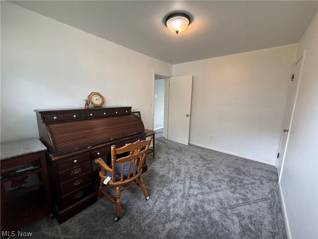 6840 Middlebrook Boulevard, Middleburg Heights, OH 44130