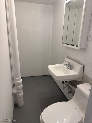 6840 Middlebrook Boulevard, Middleburg Heights, OH 44130