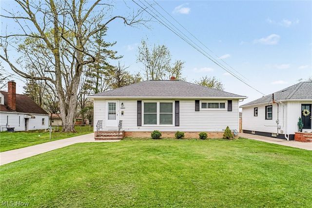 6840 Middlebrook Boulevard, Middleburg Heights, OH 44130