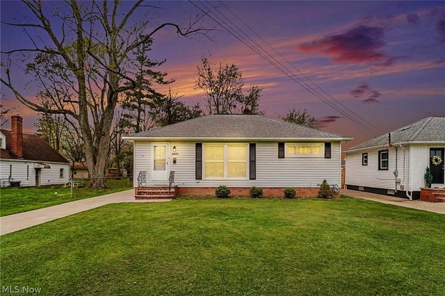 6840 Middlebrook Boulevard, Middleburg Heights, OH 44130