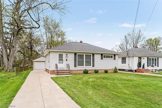6840 Middlebrook Boulevard, Middleburg Heights, OH 44130
