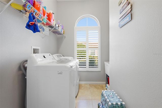 676 NEWHALL LANE, Debary, FL 32713