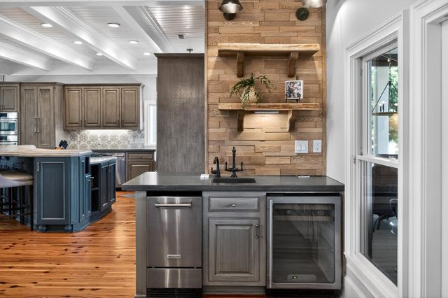 297 Ocean Green Dr., Georgetown, SC 29440