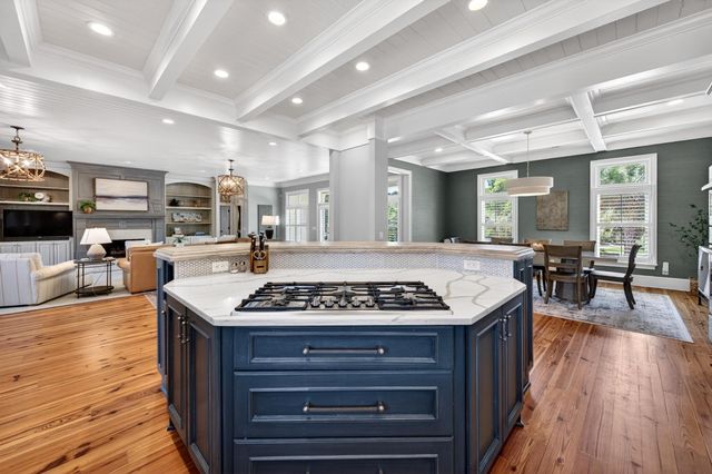 297 Ocean Green Dr., Georgetown, SC 29440