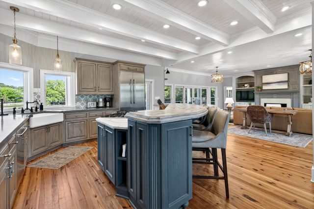 297 Ocean Green Dr., Georgetown, SC 29440