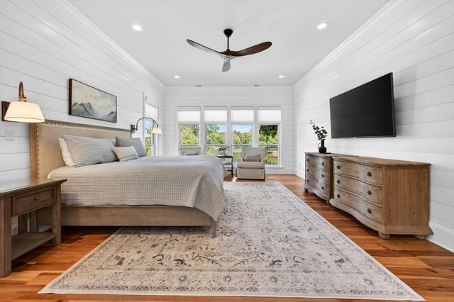 297 Ocean Green Dr., Georgetown, SC 29440