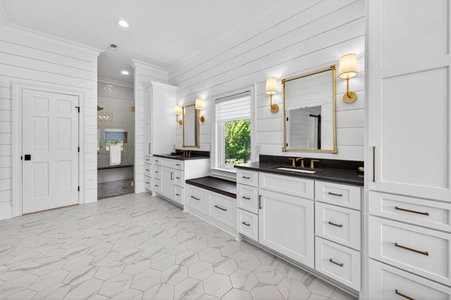 297 Ocean Green Dr., Georgetown, SC 29440