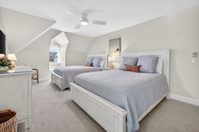 297 Ocean Green Dr., Georgetown, SC 29440