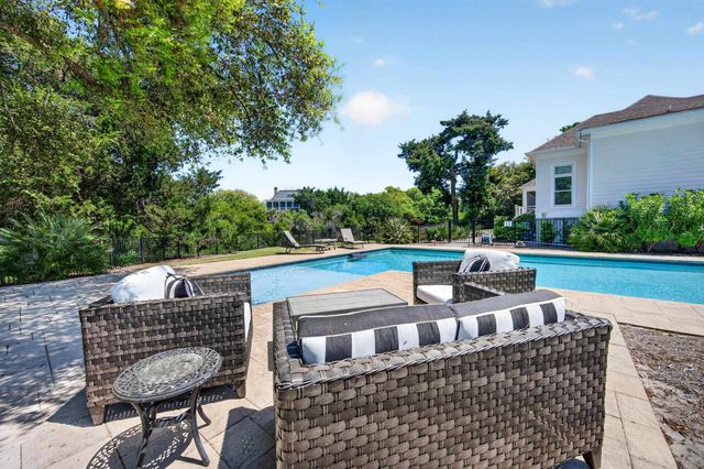 297 Ocean Green Dr., Georgetown, SC 29440