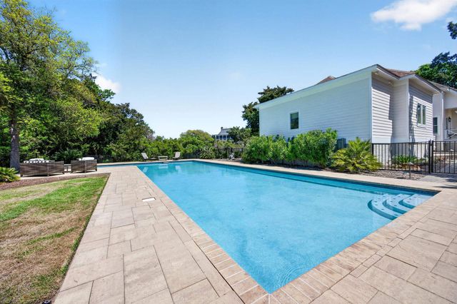 297 Ocean Green Dr., Georgetown, SC 29440