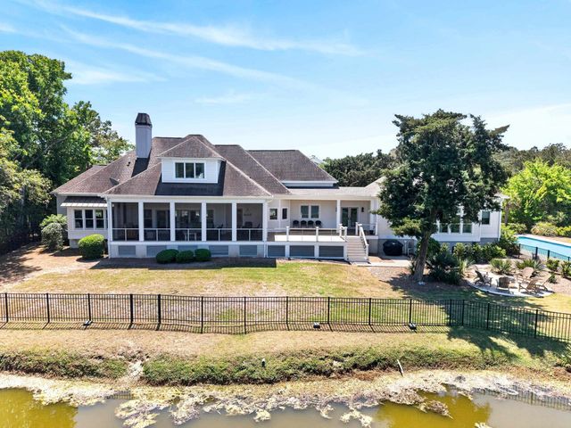 297 Ocean Green Dr., Georgetown, SC 29440