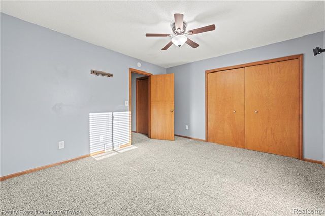 2636 Keewahdin Rd Road 10, Fort Gratiot, MI 48059