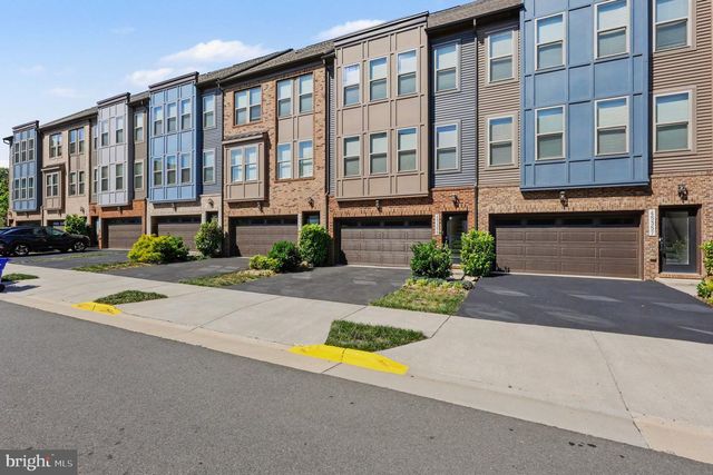 45359 DAVENO SQ, Sterling, VA 20164