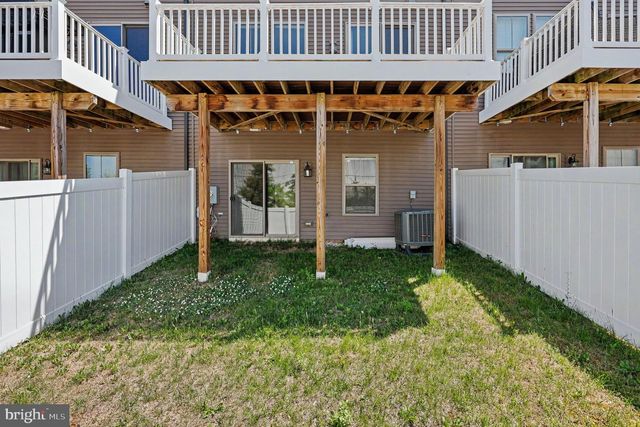 45359 DAVENO SQ, Sterling, VA 20164