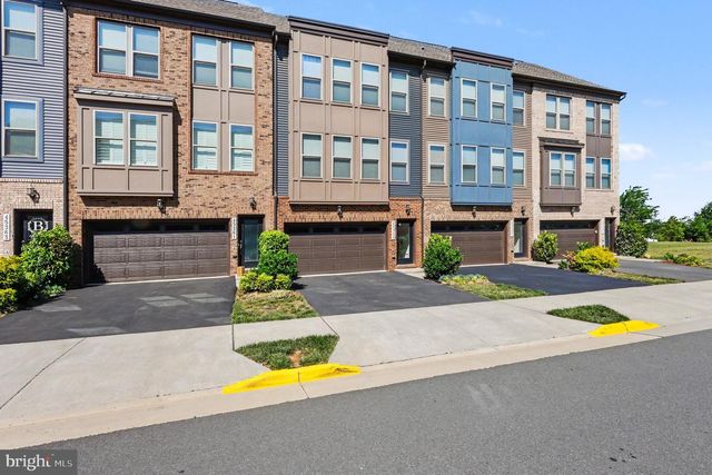 45359 DAVENO SQ, Sterling, VA 20164
