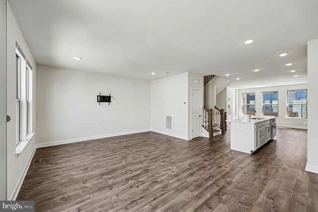 45359 DAVENO SQ, Sterling, VA 20164