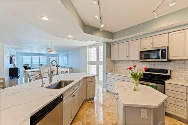 1350 GULF 704, Clearwater Beach, FL 33767