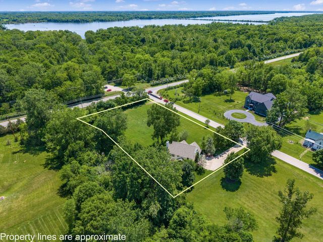 3995 Berlin Station Road, Delaware, OH 43015