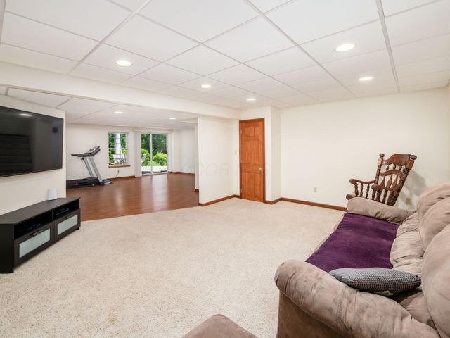 3995 Berlin Station Road, Delaware, OH 43015