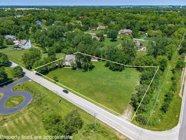 3995 Berlin Station Road, Delaware, OH 43015