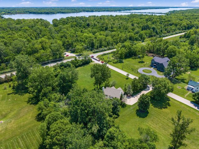 3995 Berlin Station Road, Delaware, OH 43015