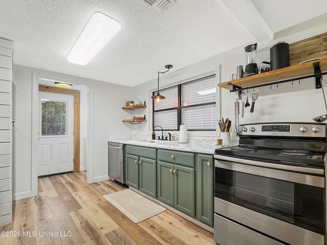 422 Merritt Street, Waveland, MS 39576