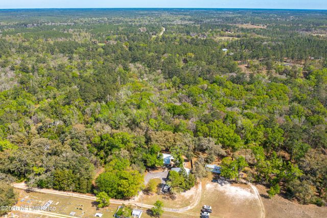 14992 WATER OAK Lane, Sanderson, FL 32087