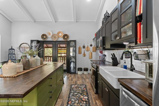 14992 WATER OAK Lane, Sanderson, FL 32087