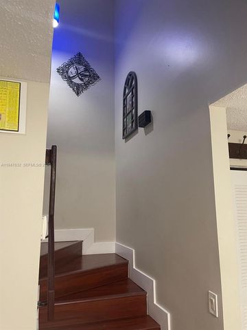 1177 NW 98th Ter 132, Pembroke Pines, FL 33024