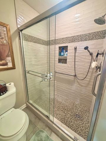 105 Saddle Brook Court, Hopkinsville, KY 42240