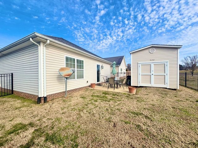 105 Saddle Brook Court, Hopkinsville, KY 42240