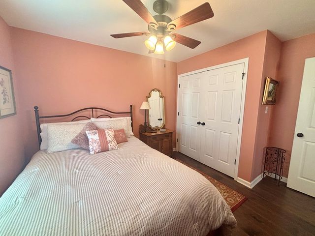 105 Saddle Brook Court, Hopkinsville, KY 42240