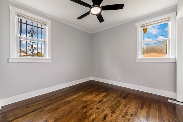 11104 S Avenue O Avenue, Chicago, IL 60617