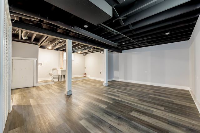 11104 S Avenue O Avenue, Chicago, IL 60617