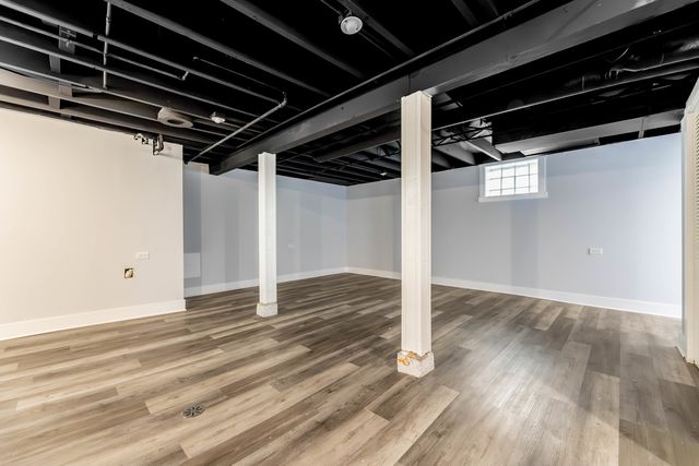 11104 S Avenue O Avenue, Chicago, IL 60617