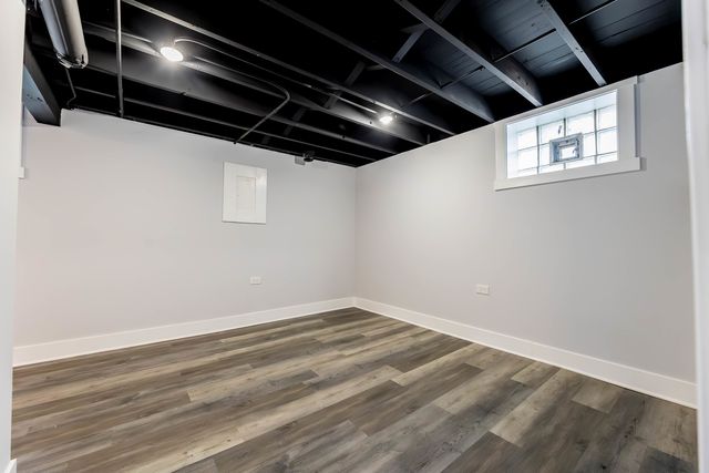 11104 S Avenue O Avenue, Chicago, IL 60617