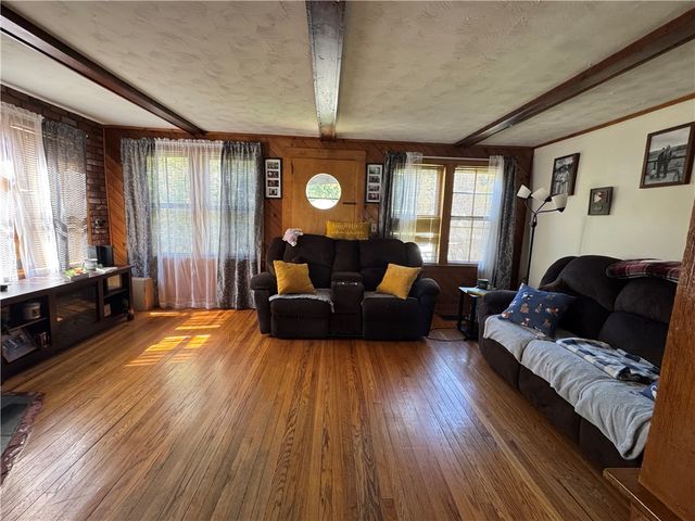 39 Juliand Street, Bainbridge, NY 13733