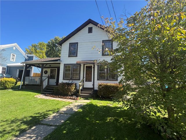 39 Juliand Street, Bainbridge, NY 13733