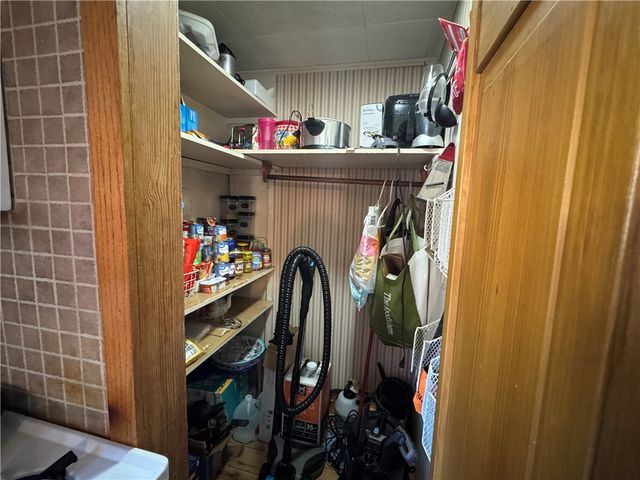 39 Juliand Street, Bainbridge, NY 13733