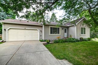 702 Sky Ridge Drive, Madison, WI 53719