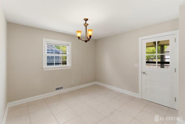154 Mulberry Lane, Middlesex, NJ 08846
