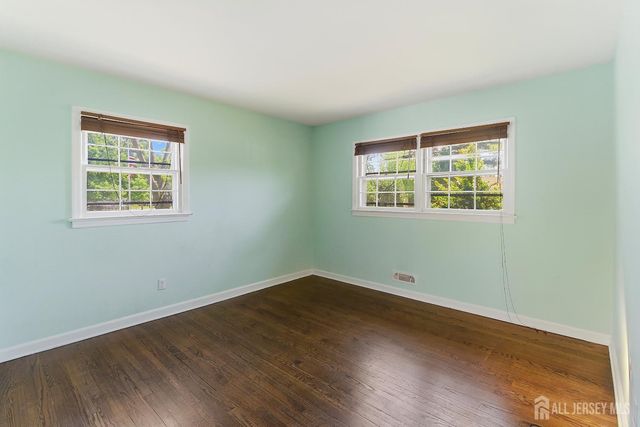 154 Mulberry Lane, Middlesex, NJ 08846