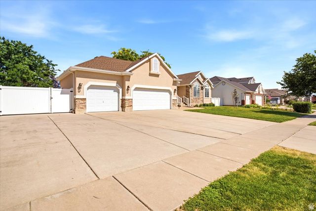 882 N 3625 W, Layton, UT 84041