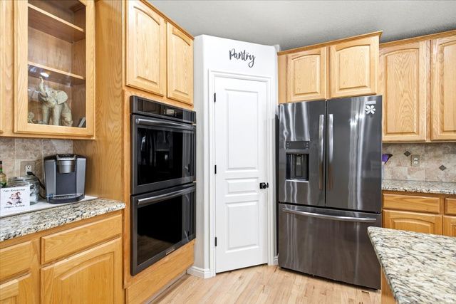 882 N 3625 W, Layton, UT 84041