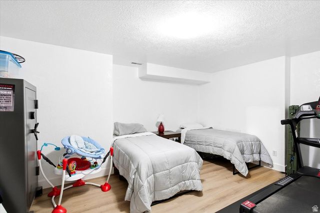 882 N 3625 W, Layton, UT 84041