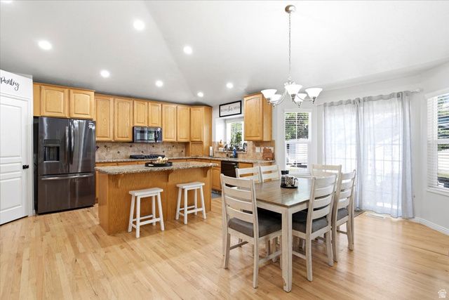 882 N 3625 W, Layton, UT 84041