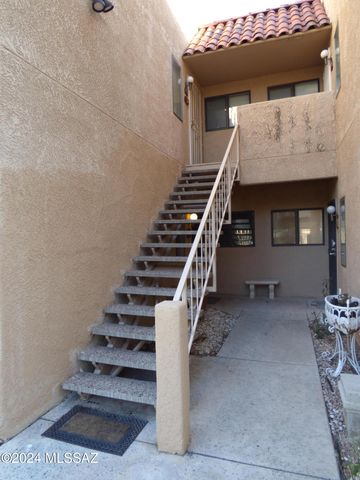 5750 N Camino Esplendora Apt 228, Tucson, AZ 85718