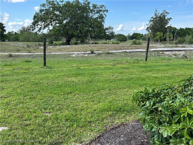 112 Fairway Court, Lake Placid, FL 33852