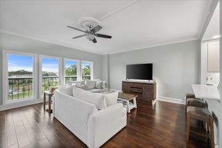 2106 Reflection Bay Drive, Arlington, TX 76013
