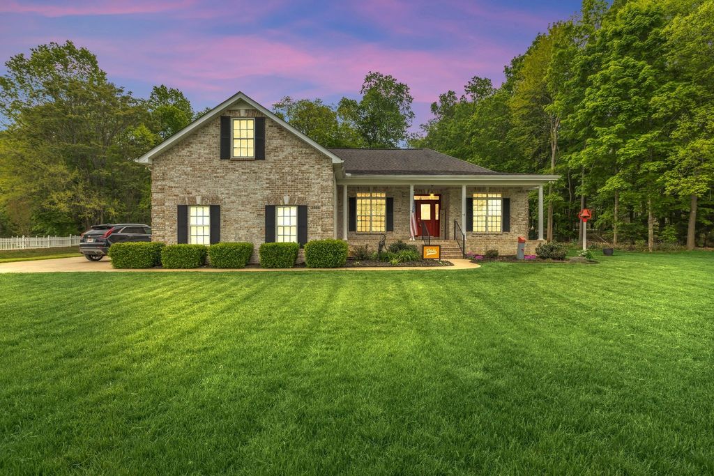 3906 Rowland Rd, Murfreesboro, TN 37128